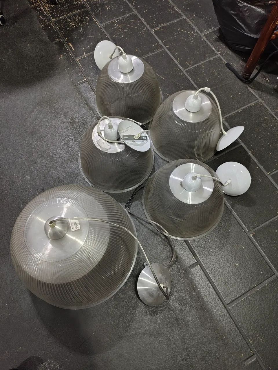 Vendo 5 Lustres/Luminárias  - Foto 3
