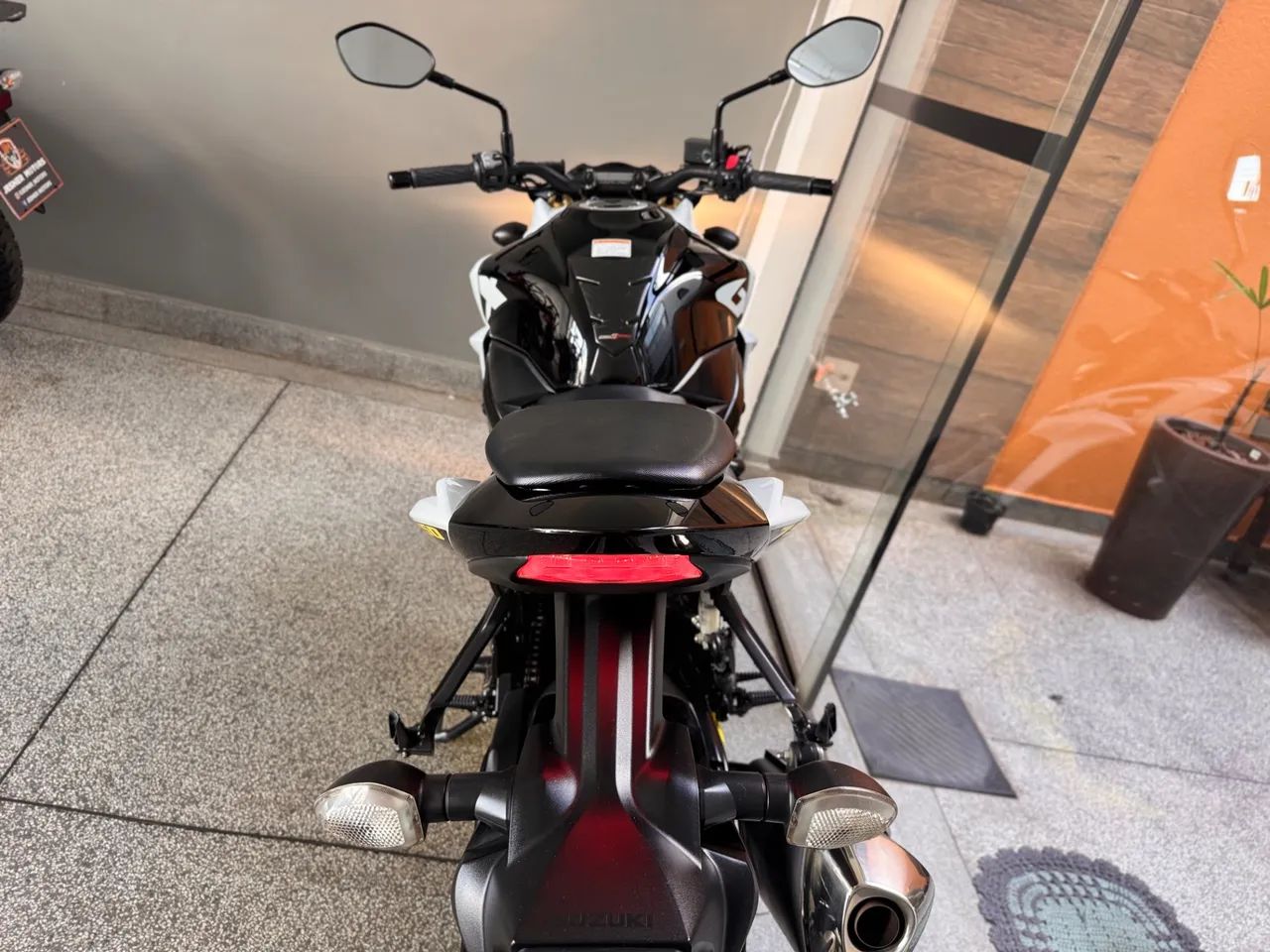 Suzuki GSX-S 750 - Foto 3