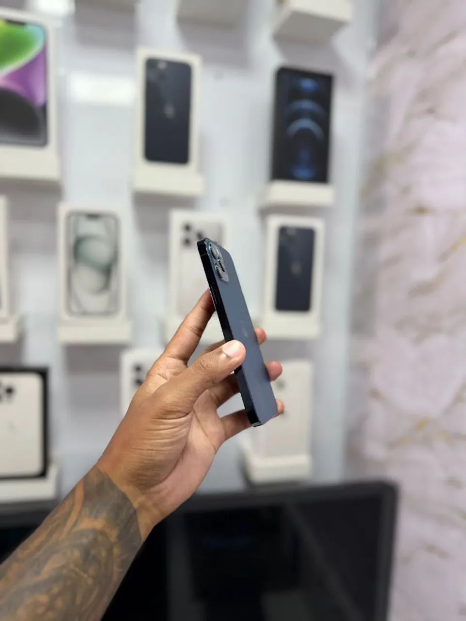 IPHONE 12 PRO MAX 128GB AZUL<br>R$ 2.499,00 TOP - Foto 2