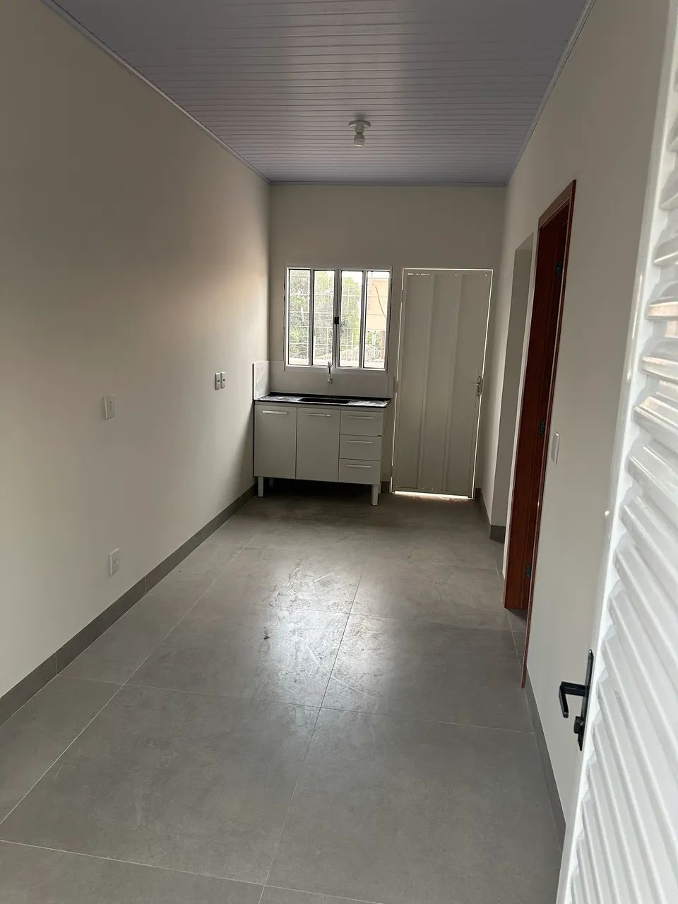 Aluga-se kitnet na Lixeira/Centro - Foto 5
