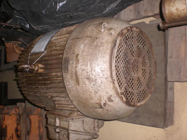 Motor elétrico 60 CV 875 RPM Eberle 440v - Foto 3