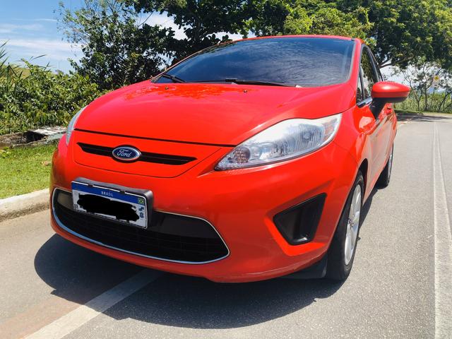 New Fiesta SE 1.6 - 2012 Apenas 65k km rodados - Com GNV - Foto 2