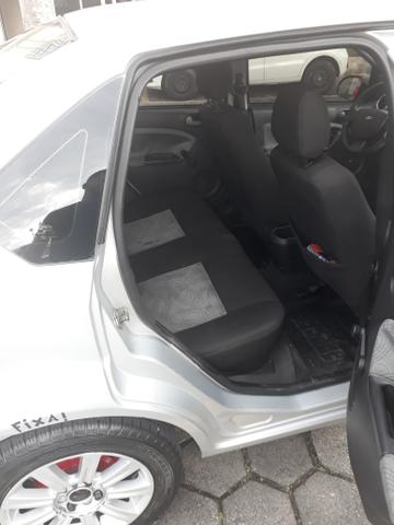 Ford fiesta sedan 2009