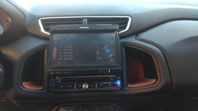 Onix LT 1.4 lindo todo custumizado - Foto 4
