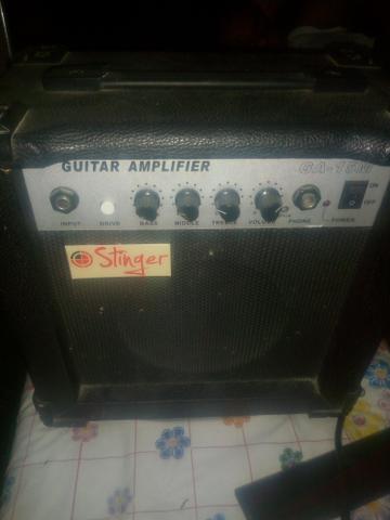 Guitarra menphis com caixinha.seminovos - Foto 4