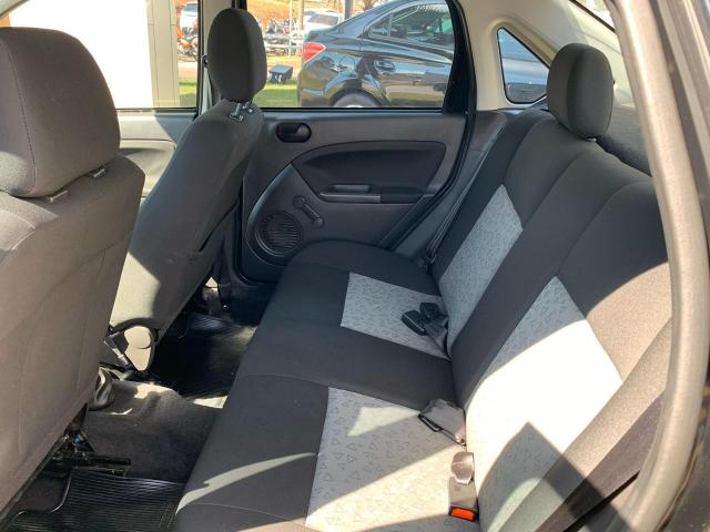 Fiesta 1.6 Sedan - Foto 2