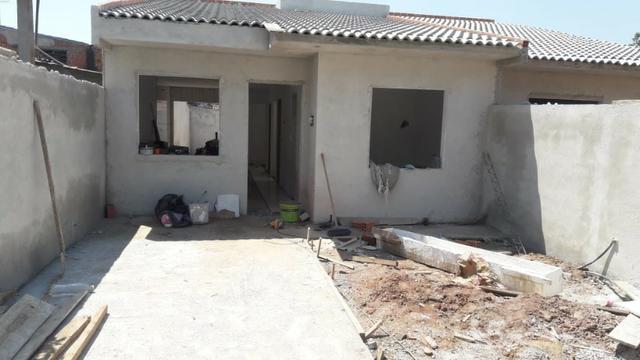 Vende-se casa nova em colombo aceita carro como pagamento