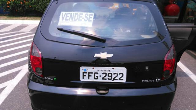 Vendo Celta Spirit/LT 1.0 - Flex 4 portas ano 2012 - Único dono - Foto 8
