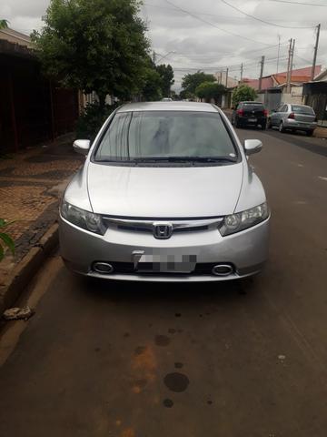 Civic - Foto 2