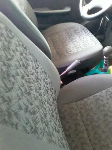 Vendo ou troco por carro de menor valor! - Foto 5