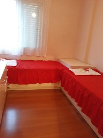 Apartamento mobiliado de 3 dormitórios próximo ao Jardim Botânico - Foto 8
