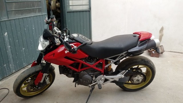 Sucata de moto para retirada de peças Ducati Hypermotard 2011 - Foto 5