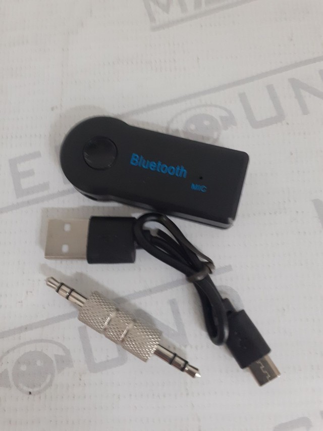 Receptor bluetooth.  Novo.