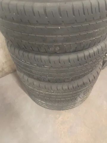 Pneus Goodyear completo com rodas 
