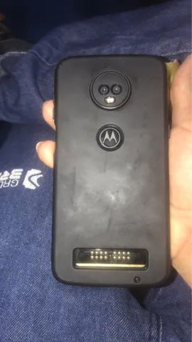 Vendo motorola z3 play de 128 GB  sem defeitos 