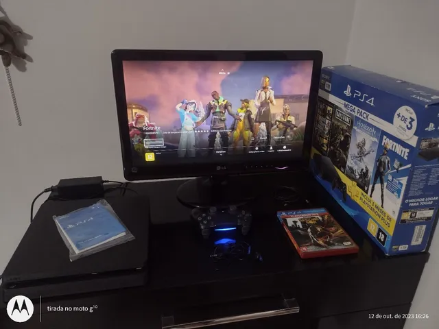 Vendo Ps4 Pro com Nota 1 Tera Novo Na Caixa, Console de Videogame Sony  Nunca Usado 73340667