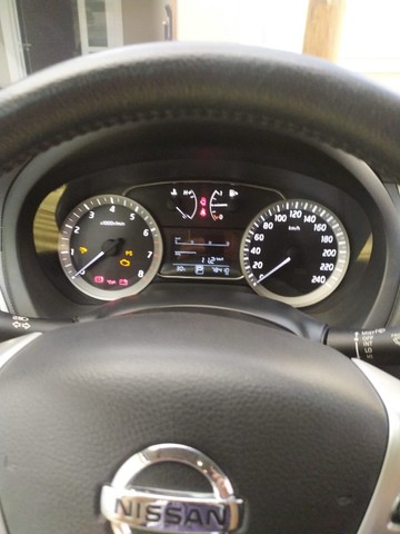 Nissan Sentra SL 14/15