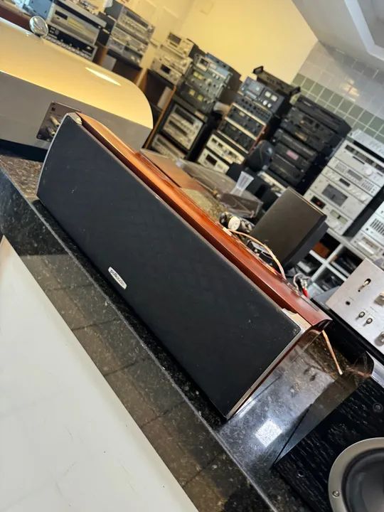 Espetacular Caixa de Som Central  Polk Audio Modelo CSI A4  - Foto 3