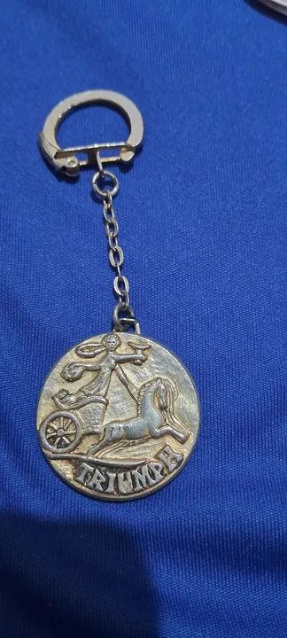 Chaveiro Triumph - Antigo