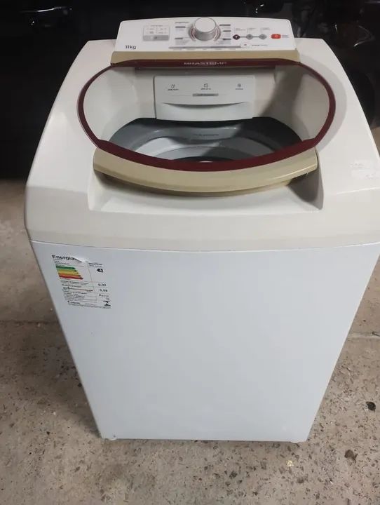 MÁQUINA DE LAVAR ROUPAS 127