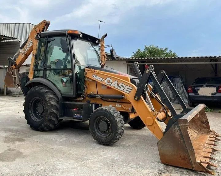 Retroescavadeira case 580N ano 2018