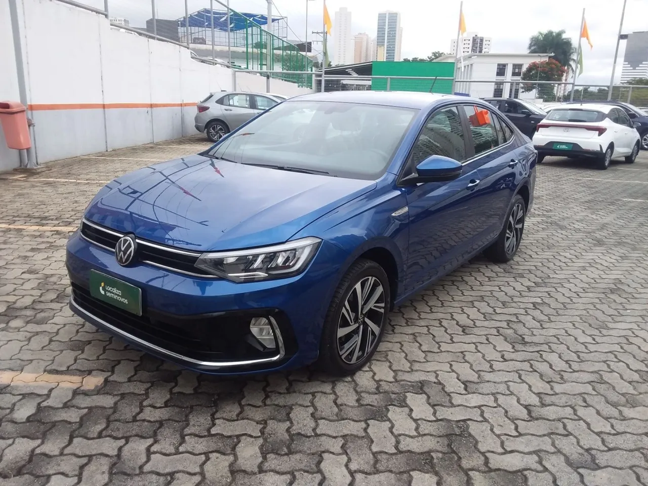 Volkswagen Virtus 2024 1.0 200 tsi highline automático
