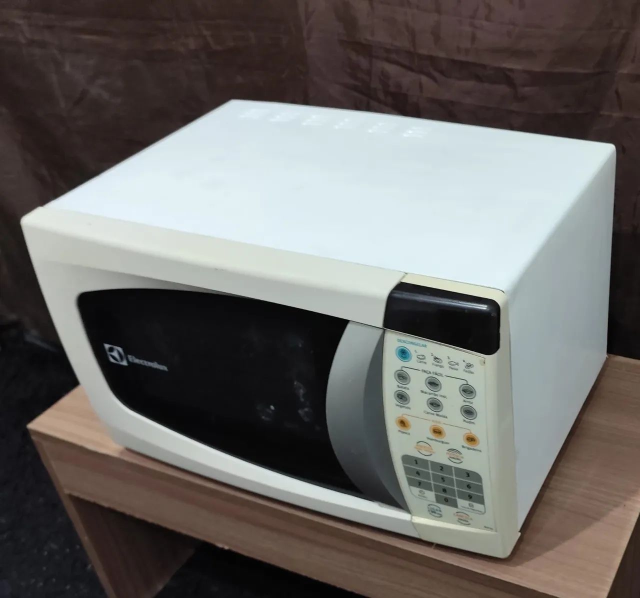 Micro-ondas Electrolux 20 Litros R$230,00- (Entrego e dou garantia) - Foto 2