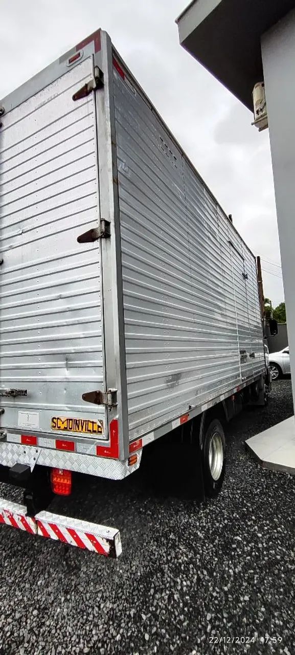 Volkswagen delivery plus 8150 Cummins  - Foto 6