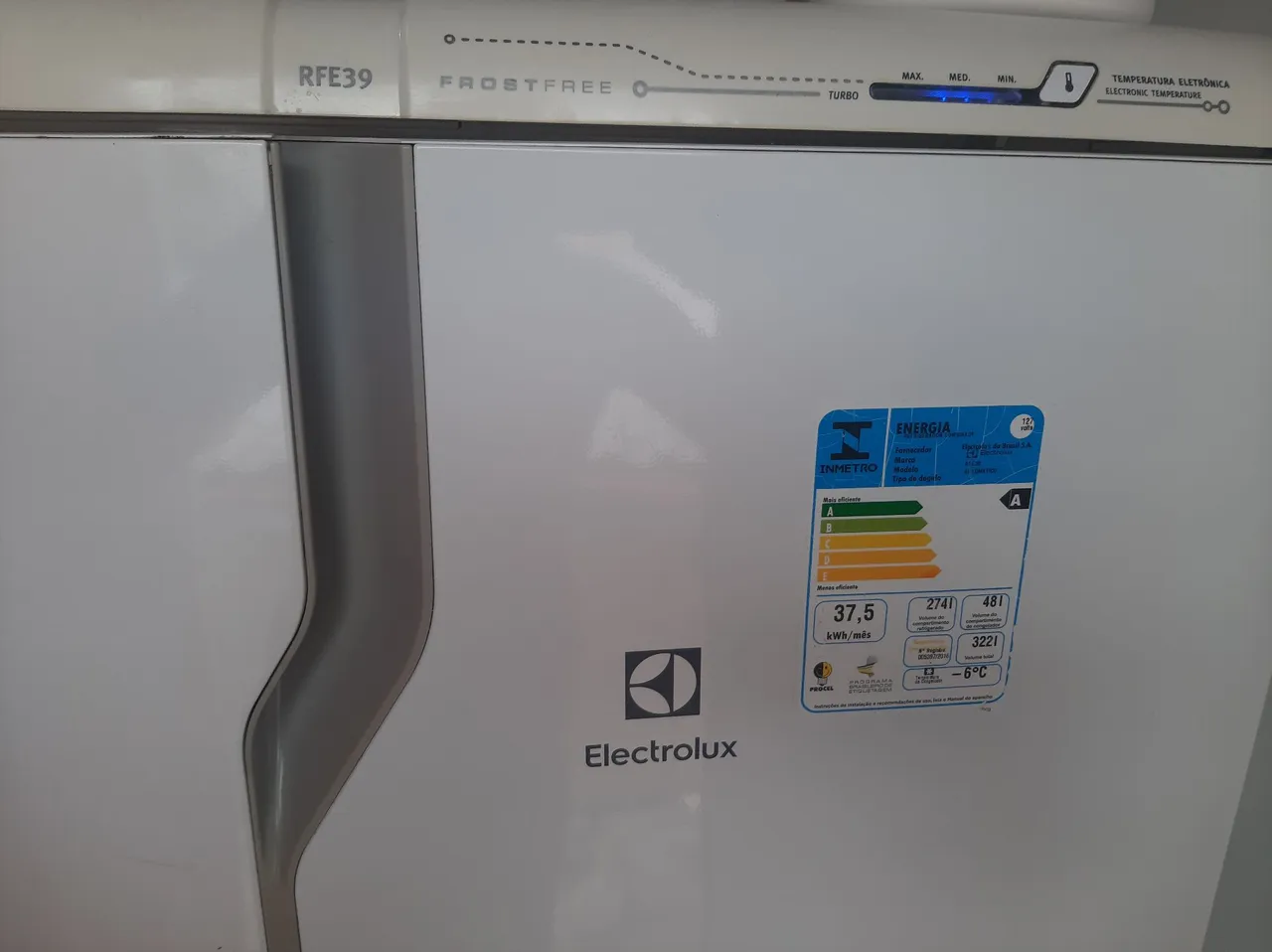 Geladeira Frost Free Electrolux RFE39