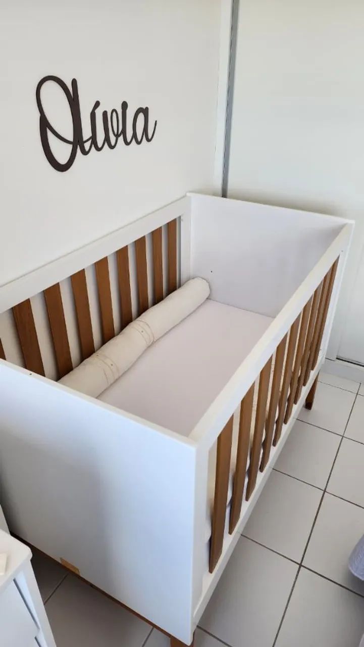 Berço 3 níveis vira cama