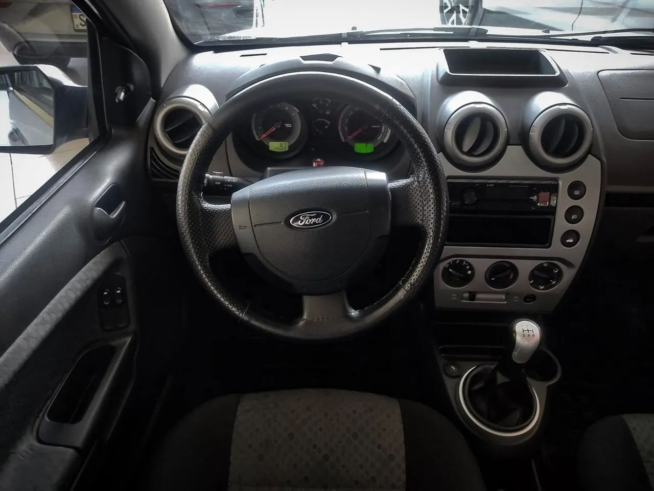 FORD FIESTA 1.6 ROCAM HATCH 8V - Foto 10
