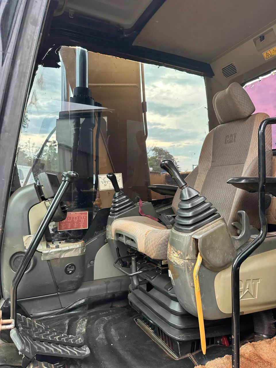 Escavadeira Caterpillar 312D 2L 2016 - Foto 6