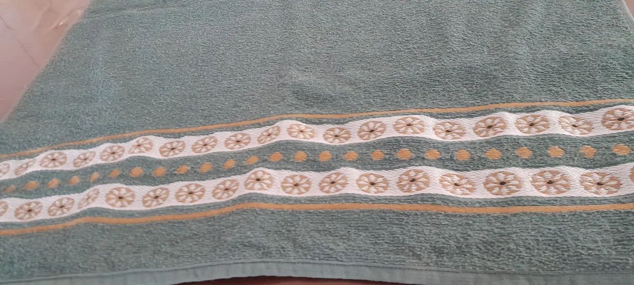 Toalhas de banho usadas - Foto 2