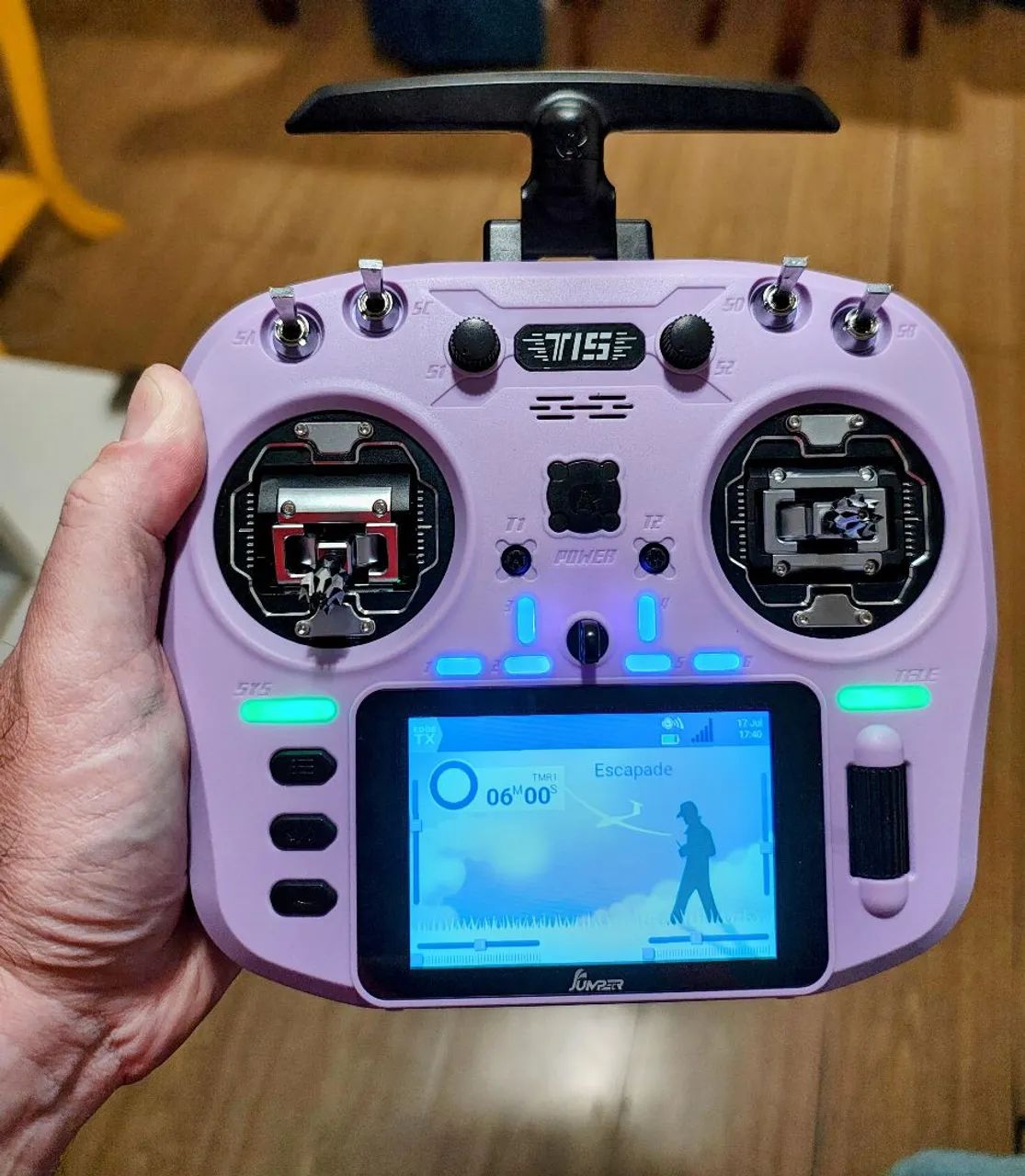 Rádio Jumper T15 ELRS 2.4G Hall Sensor CNC melhor que Radiomaster