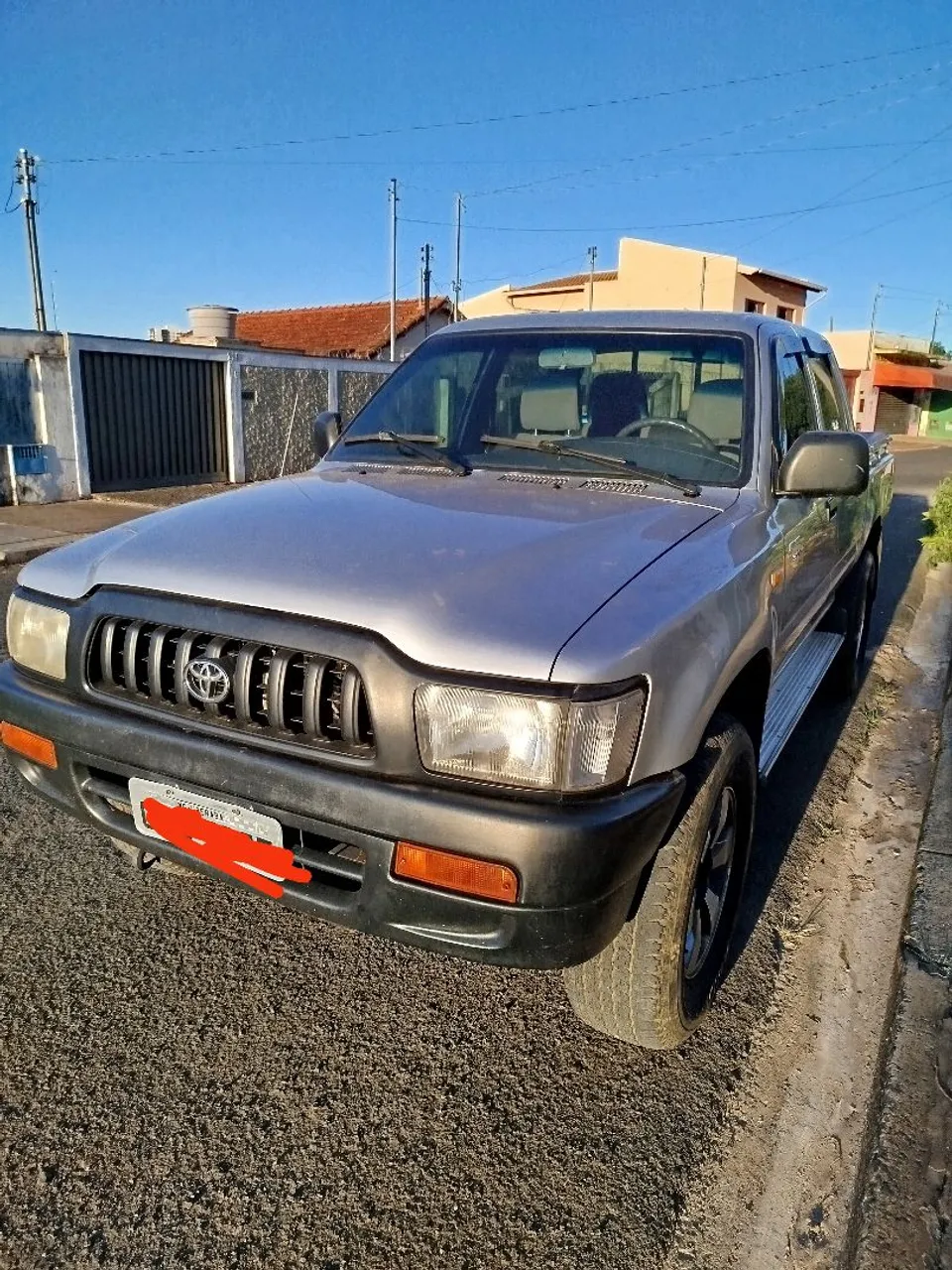 TOYOTA HILUX CD DX 4X2 3.0 8V 90CV DIESEL Usados e Novos