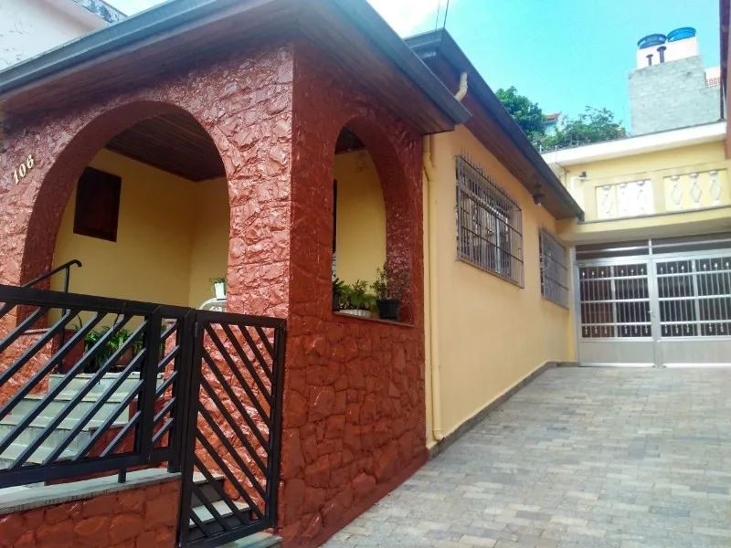 Venha conhecer essa incrível casa térrea que conta com uma edícula, perfeita para quem bus - Foto 2