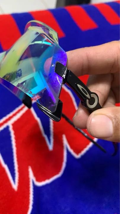 Óculos esporte Oakley lentes espelhadas - Foto 5