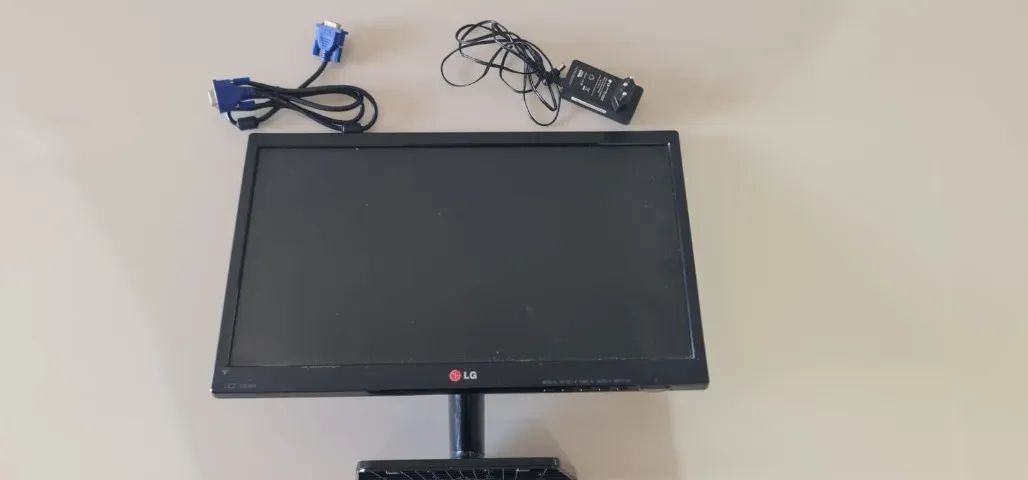 Monitor LG64396507233155122