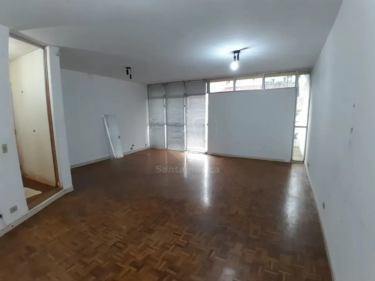 Casa Ampla para Locação no Jardim Quebec com 4 Quartos