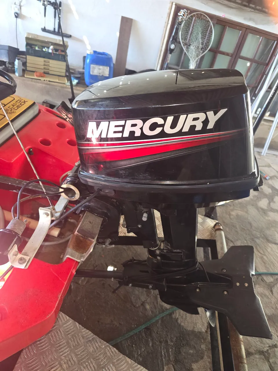 Motor poupa Mercury 9.9