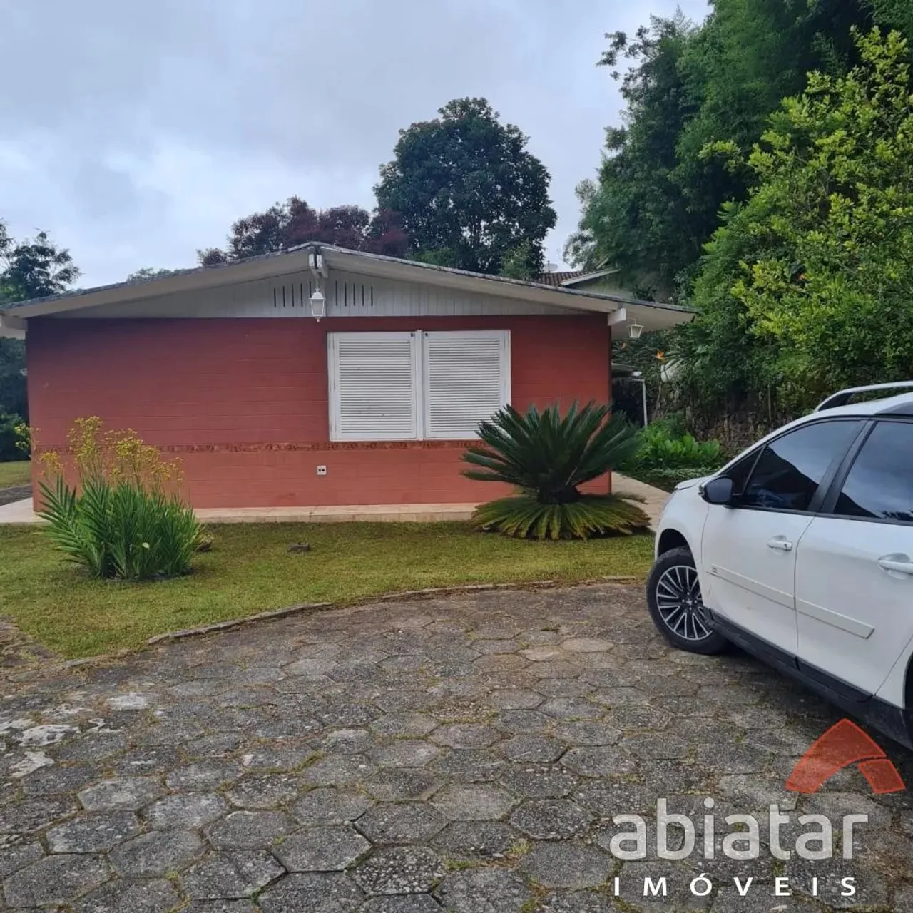 Casa à Venda no Condomínio Green Valley 200m² Construídos Jardim Itatiaia Embu das Arte