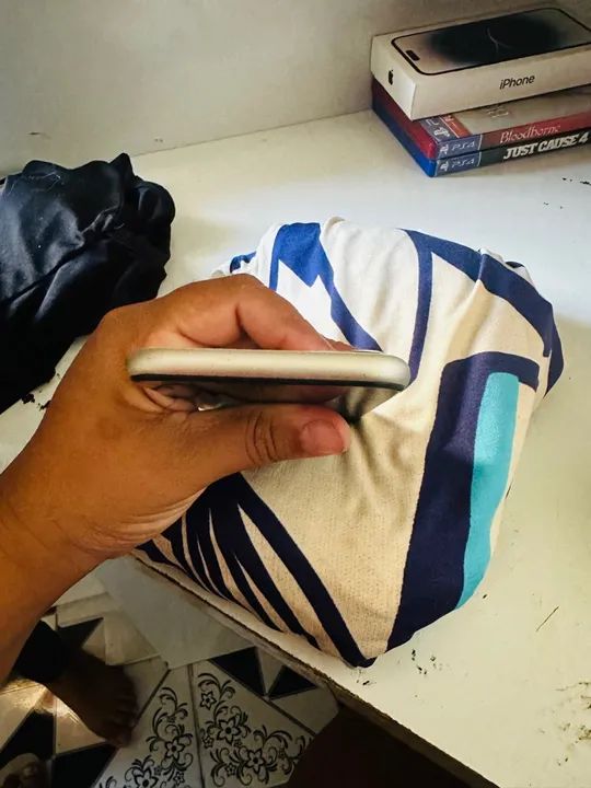 iPhone 11 para retirada de peças  - Foto 6