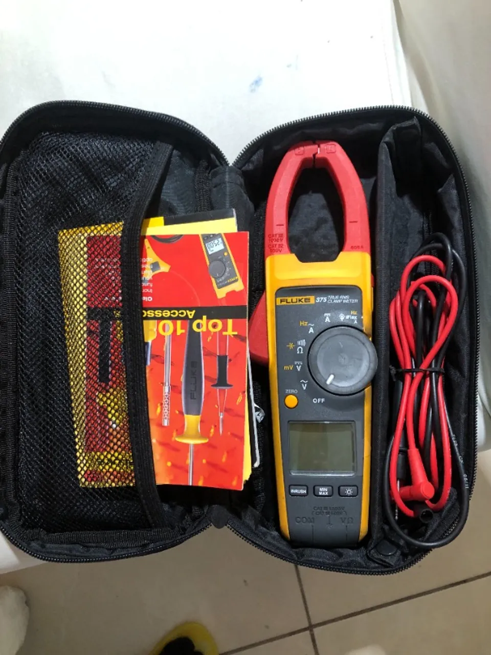 oportunidade alicate amperimetro fluke 375 FC - 1750,00