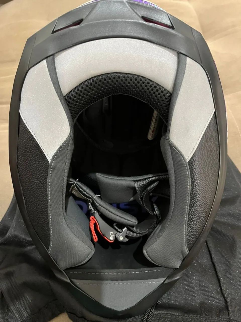 Capacete norisk - tamanho 58 - Foto 4