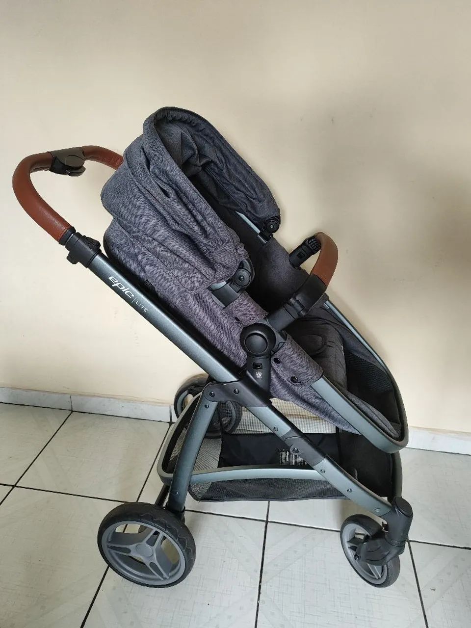 Carrinho de Bebê Moisés Epic Lite - Foto 3