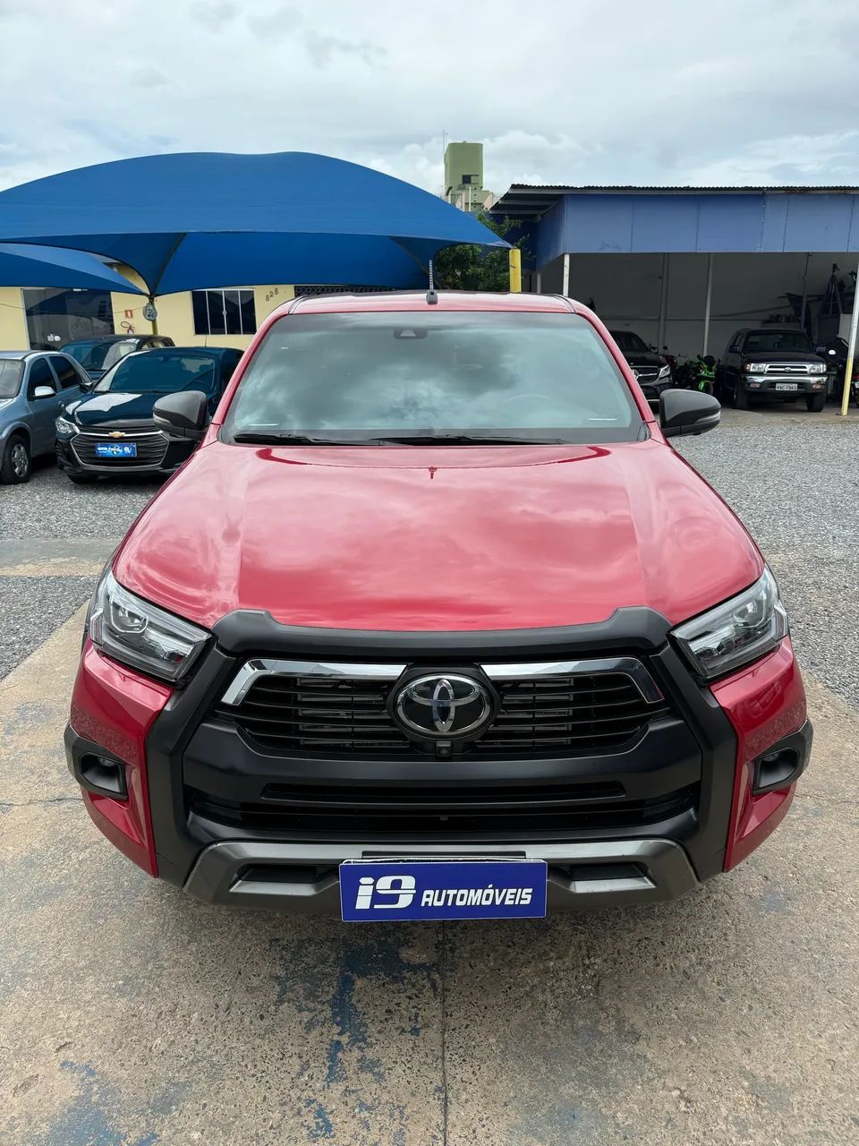 Toyota Hilux CD Conquest 4X4 2.8 Die.aut 2023 - Foto 2
