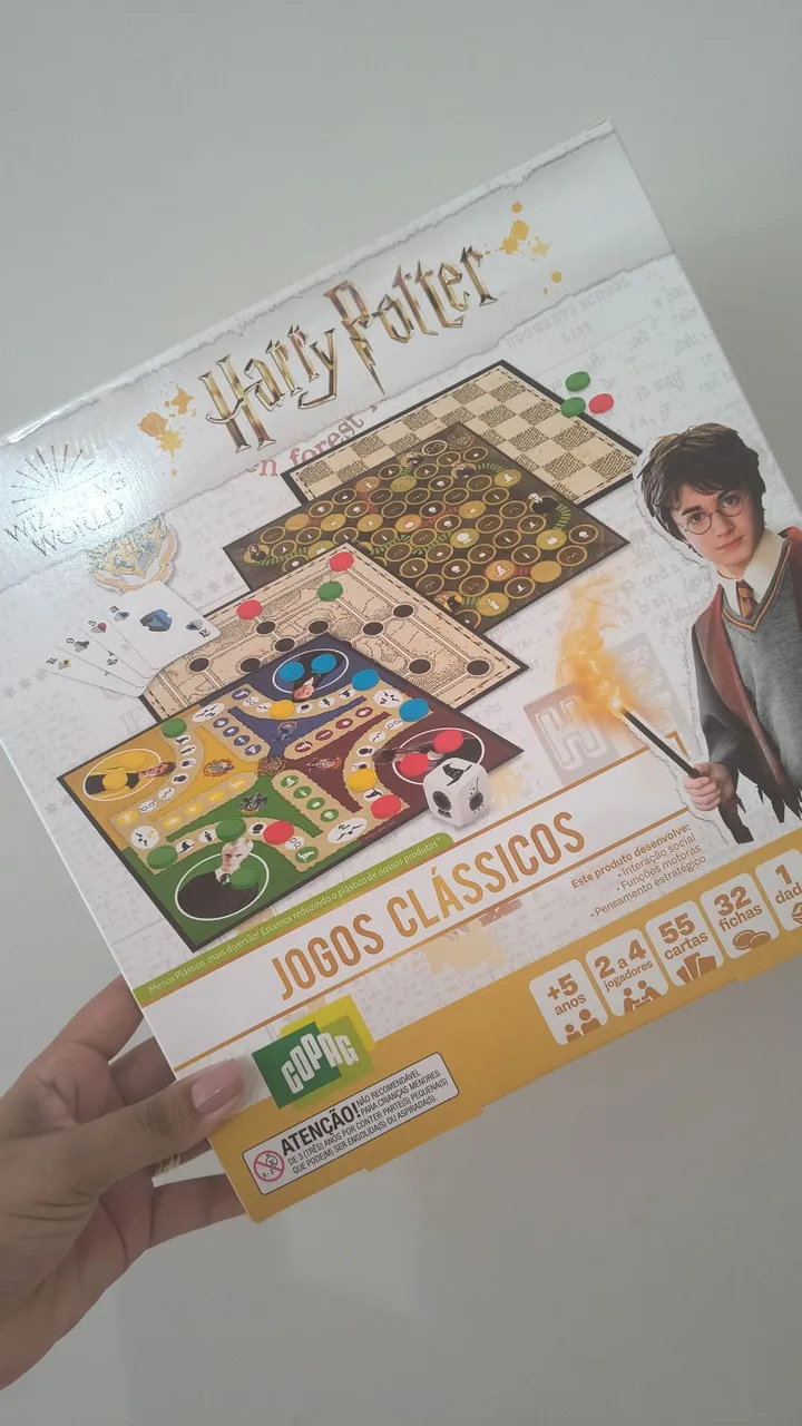 Jogo de Tabuleiro Harry Potter - Jogos Clássicos
