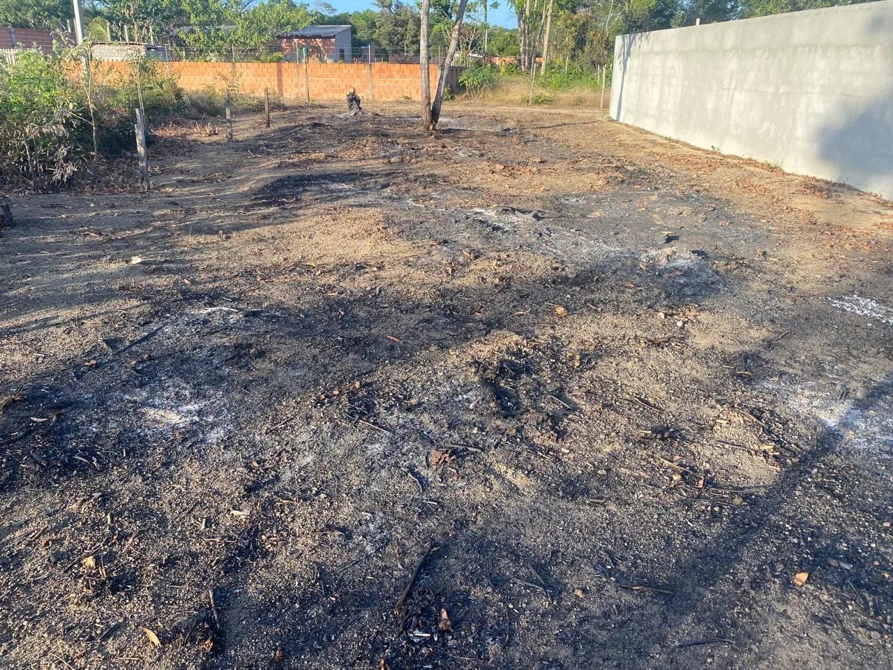 Terreno 30 x 10 no Goiabal