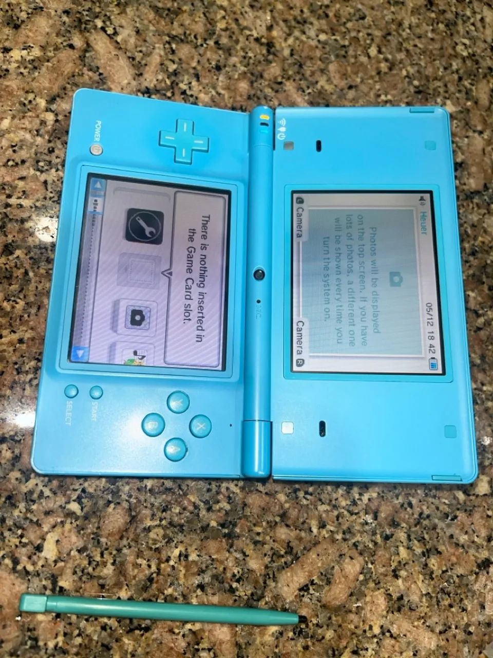 COMBO!! DSi XL azul + DSi azul claro + R4 - Foto 3