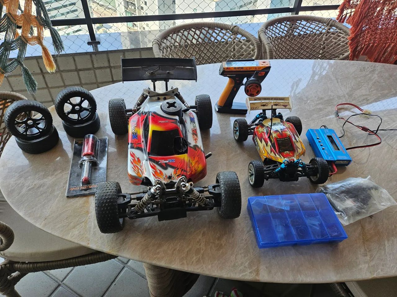 Automodelo 1/8 e 1/16 funcionando!! 